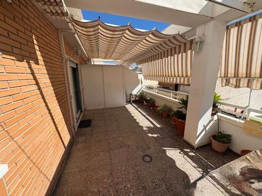 Àtic amb ascensor en venda a Pla - Carolinas
