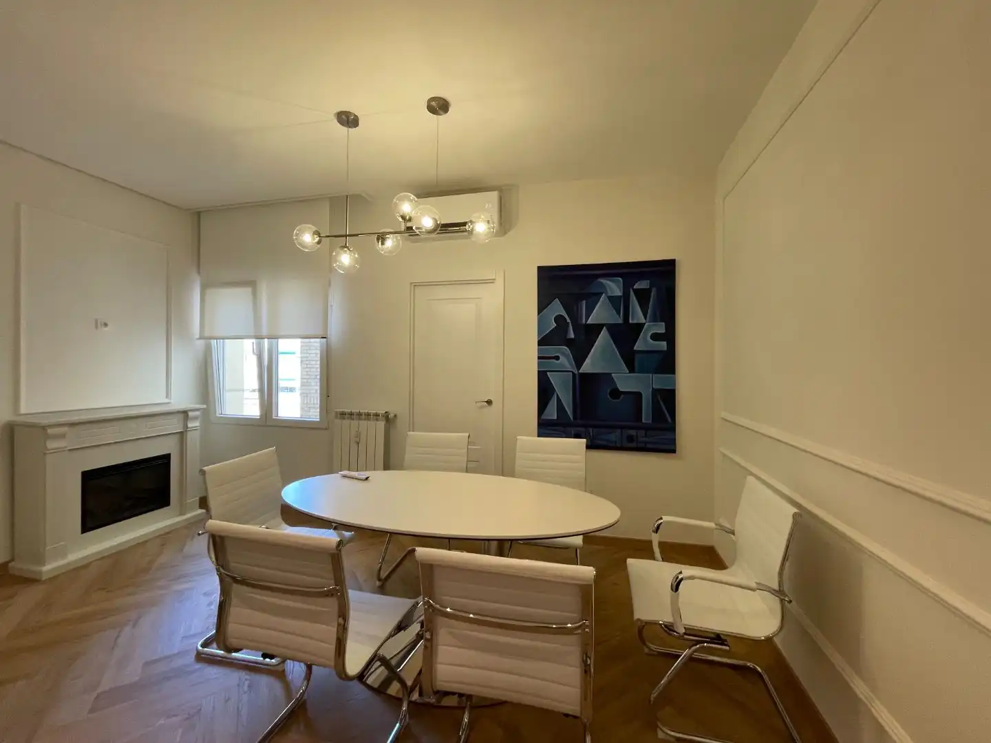 Dining room of Office for rent in Madrid  with Air Conditioner, Heating and Furnished