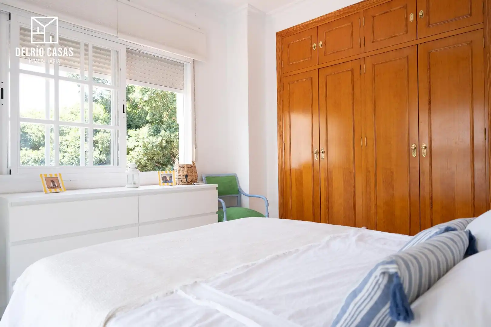 Bedroom of Detached homes for sale in El Rompido