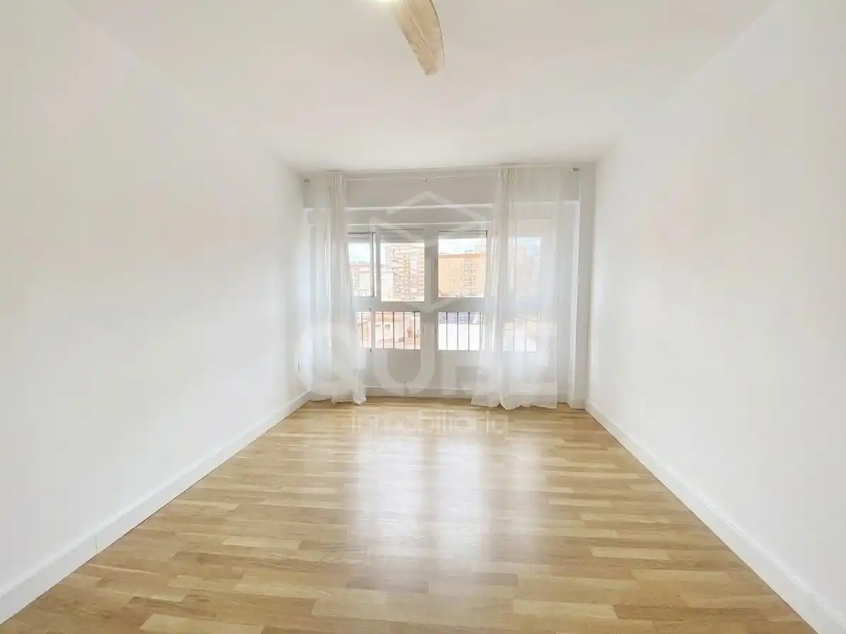 Piso con ascensor en venta en Pasaje Paseo de los Tilos, imagen 9