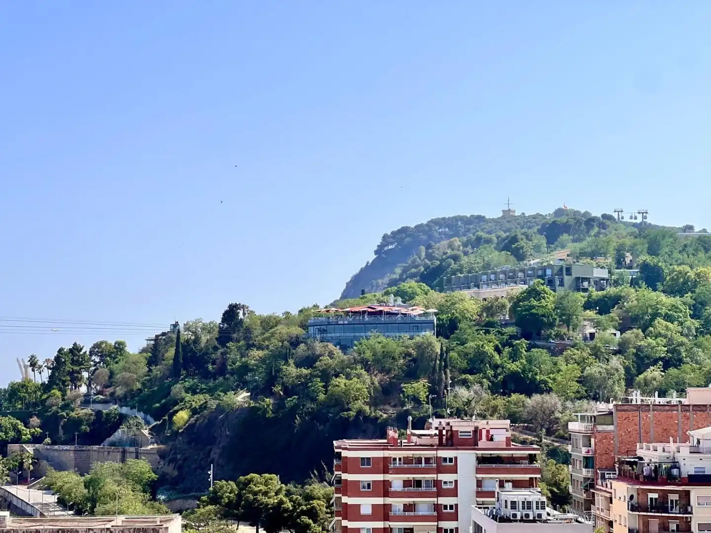 Vista exterior de Àtic en venda en Barcelona amb Aire condicionat, Calefacció i Alarma