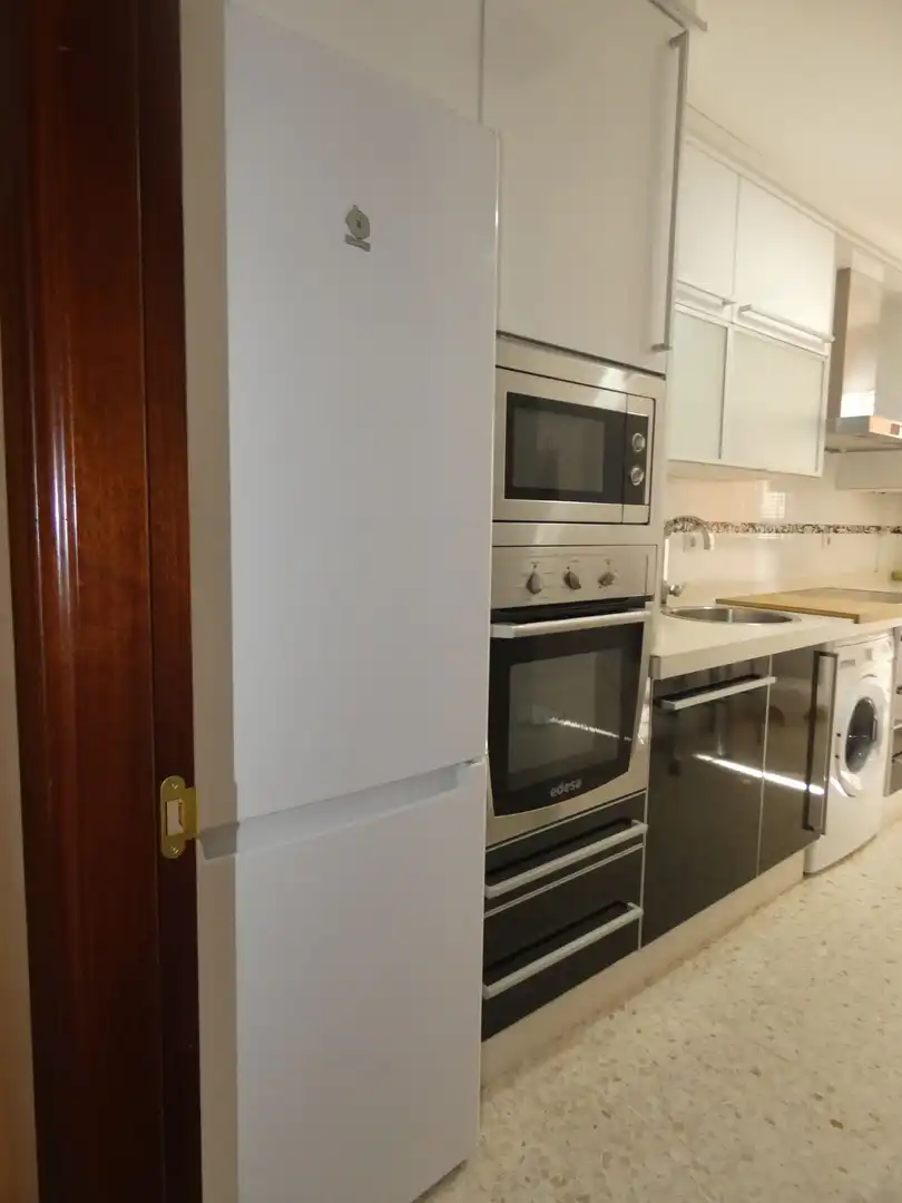Cocina de Piso de alquiler en Huelva con Amueblado