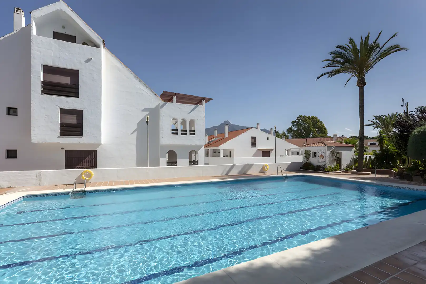 Home with pool for sale in Nueva Andalucía, imagen 7