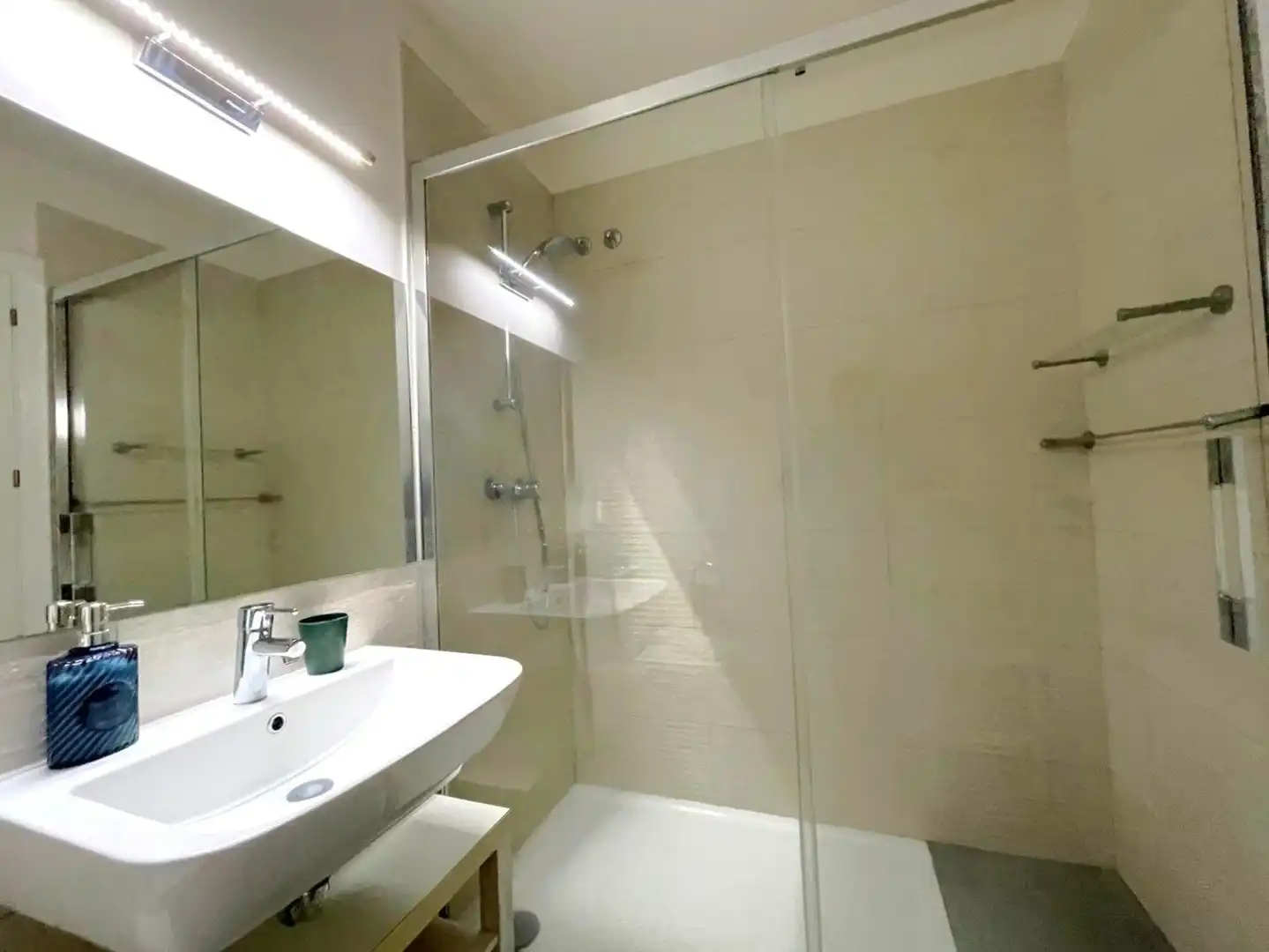 Bathroom of Apartments for rent in El Rompido  with Air Conditioner, Heating and Terrace