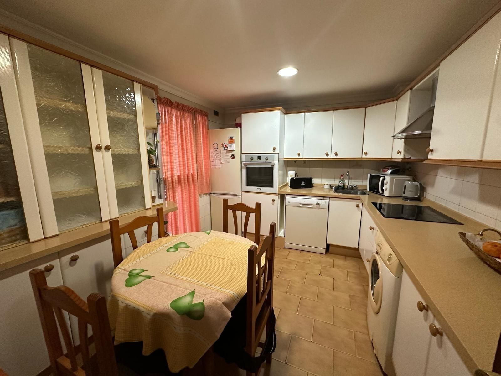 Cuina de Casa o xalet en venda en La Línea de la Concepción