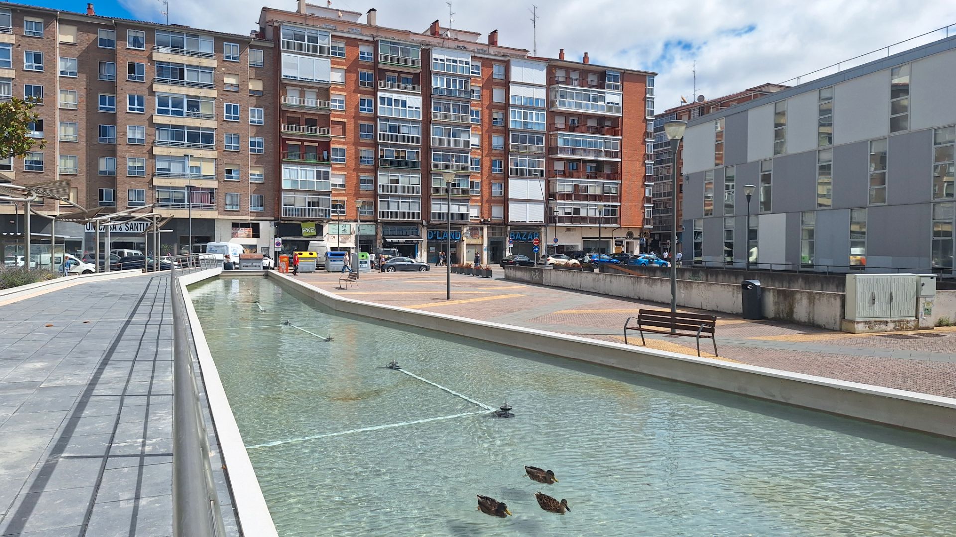 Exterior view of Flat for sale in Burgos Capital  with Heating, Parquet flooring and Storage room