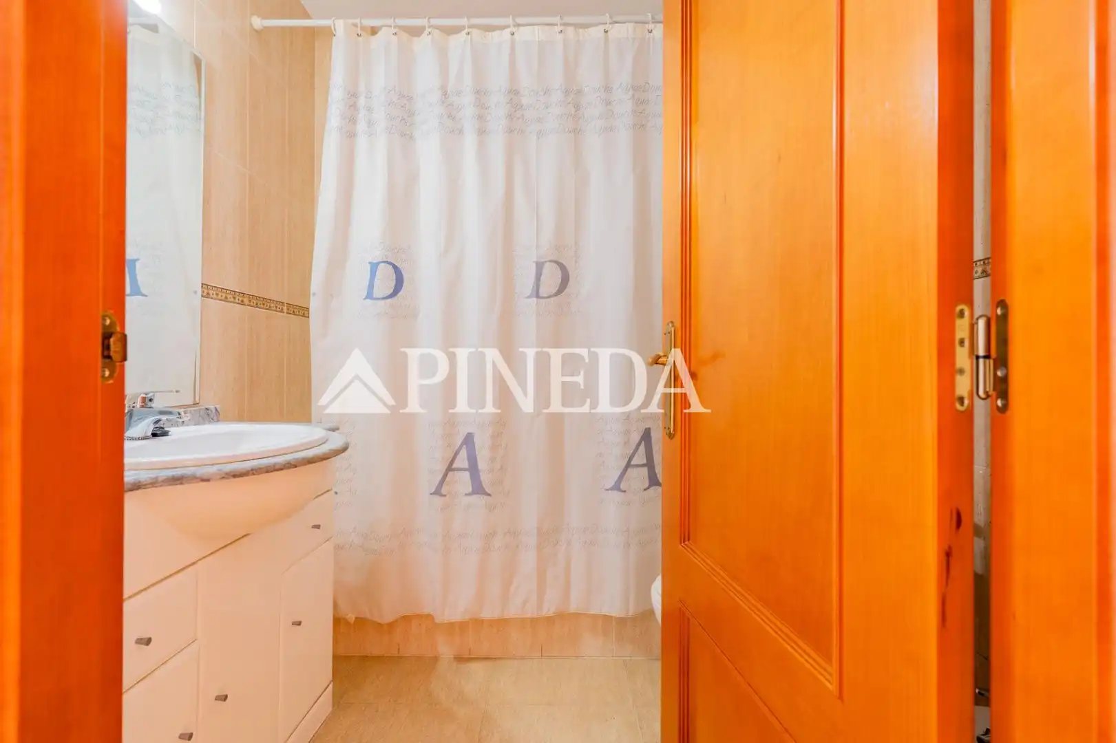 Baño de Casa adosada en venta en Puçol con Calefacción, Terraza y Trastero