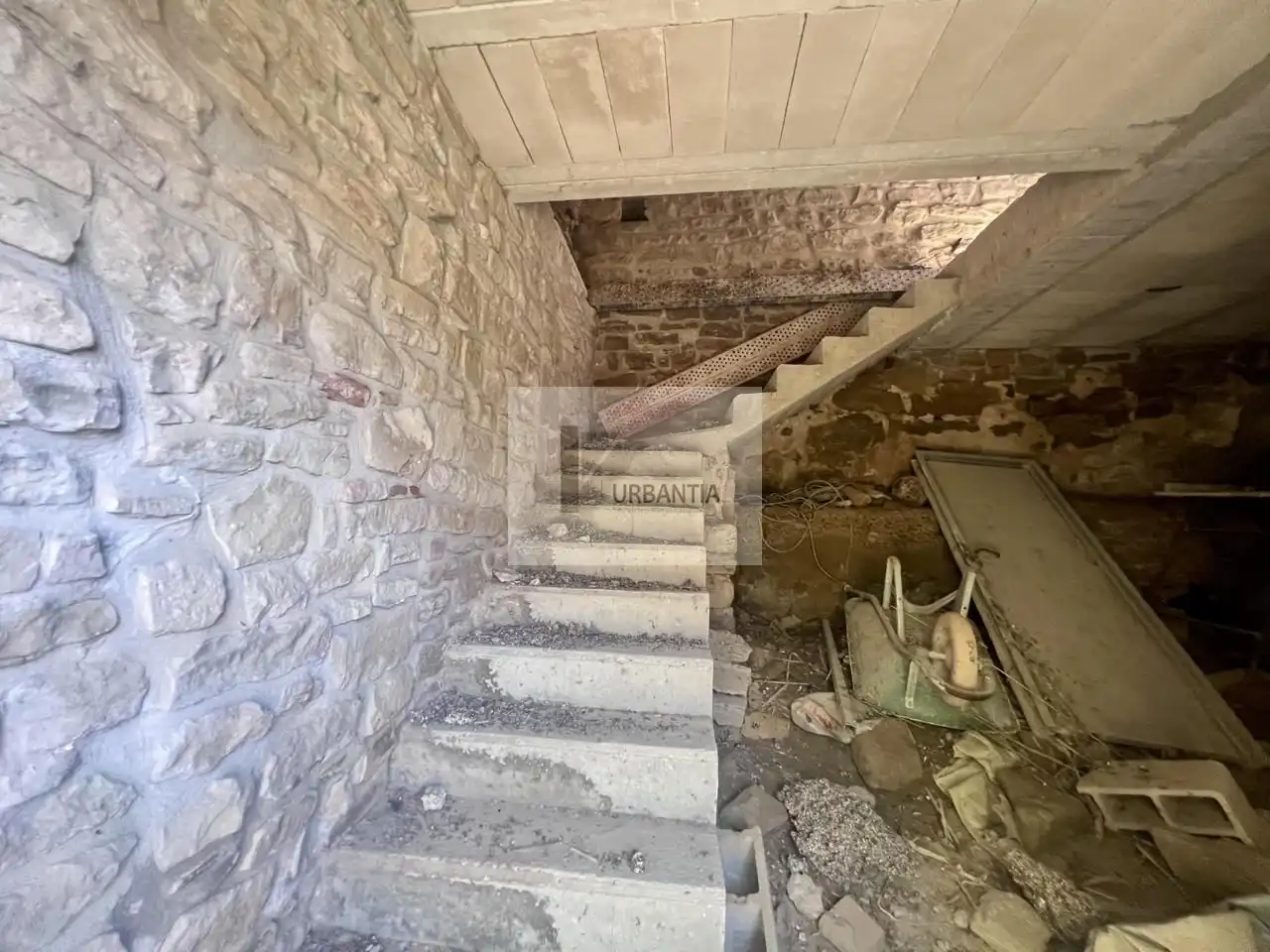 Finca rústica en venta en Larraga con Jardín privado