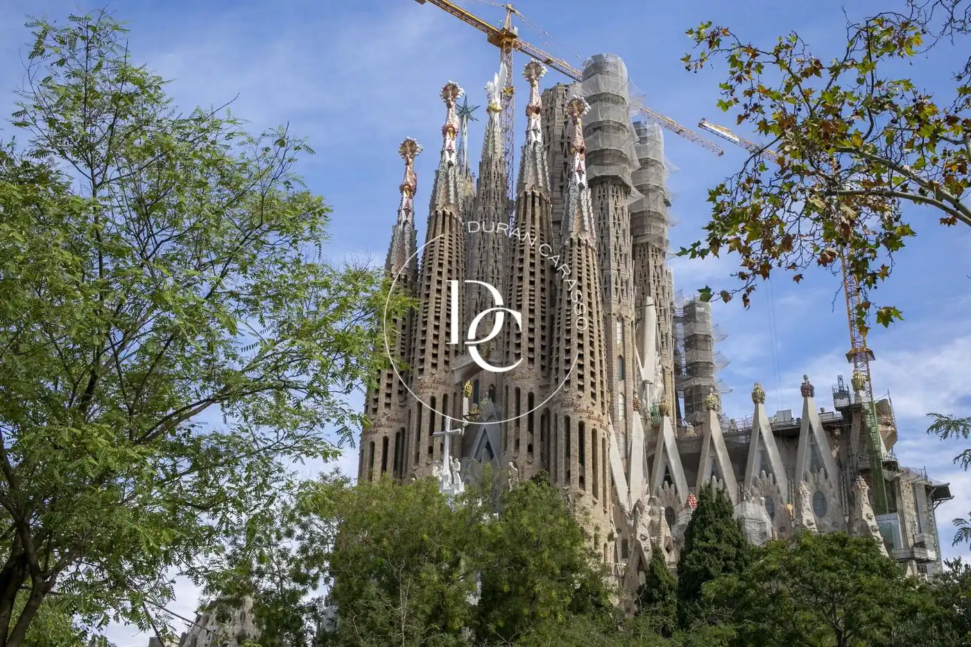 Außenansicht von Maisonette zum Verkauf in Barcelona mit Heizung, Abstellraum und Balkon