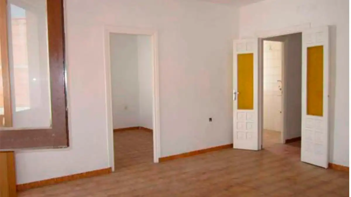 Piso en venta en MONTURQUE, 77, Moriles