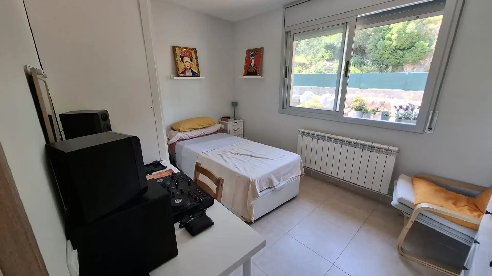 Habitación de Casa o chalet en venta en Vallirana, Barcelona
