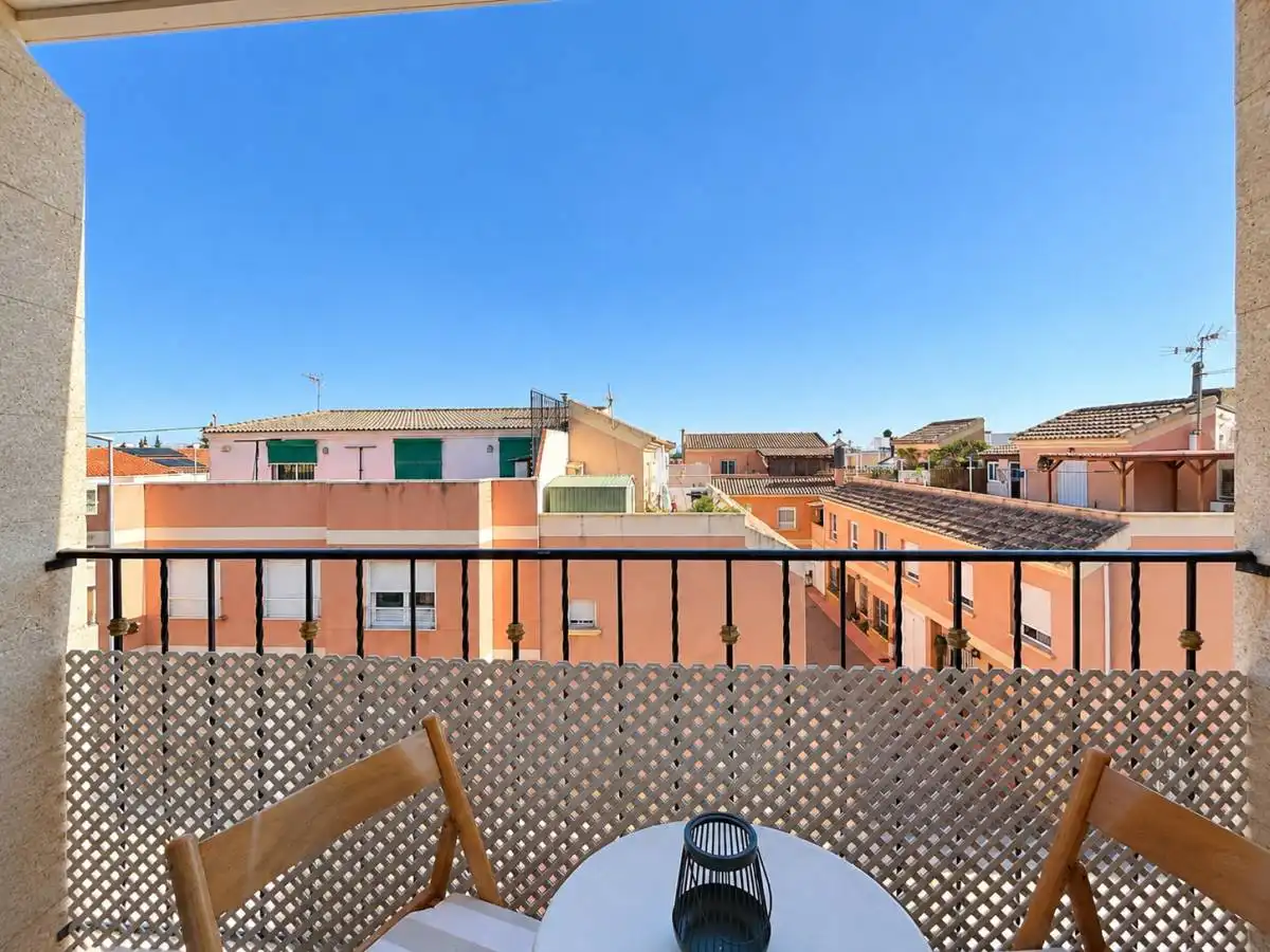 Vista exterior de Piso en venta en Catral con Calefacción