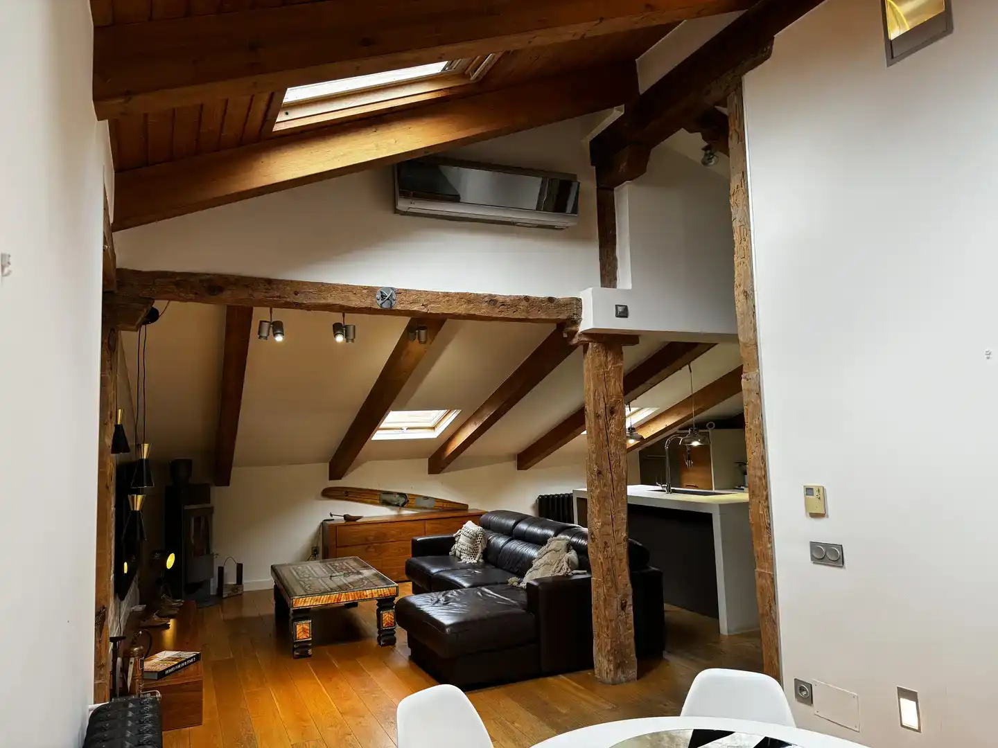 Sala d'estar de Pis en venda en Burgos Capital amb Aire condicionat