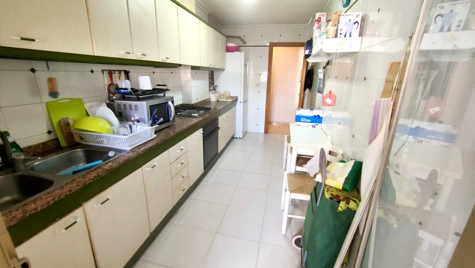 Cuina de Pis en venda en Santa Pola amb Aire condicionat, Terrassa i Moblat