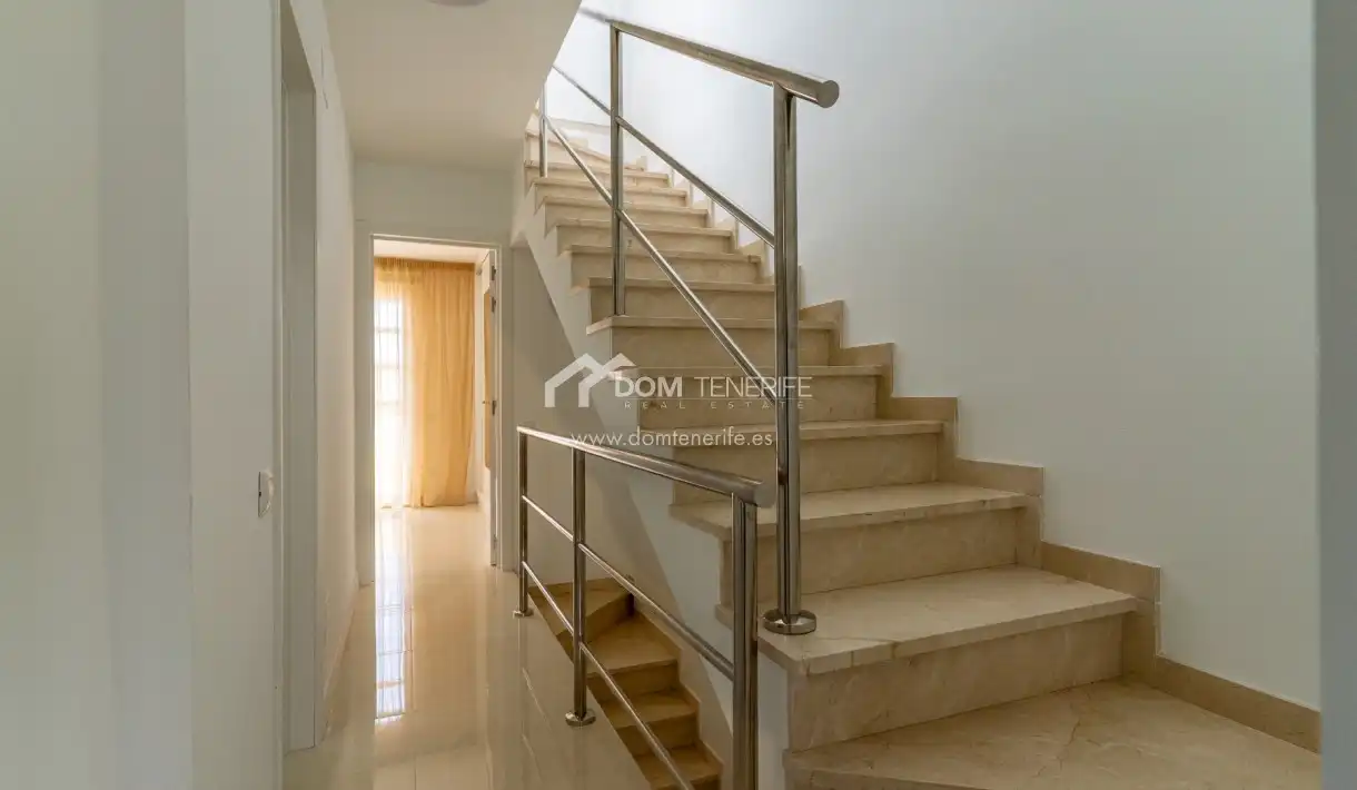 Casa o chalet en venta en Arona con Aire acondicionado, Terraza y Trastero