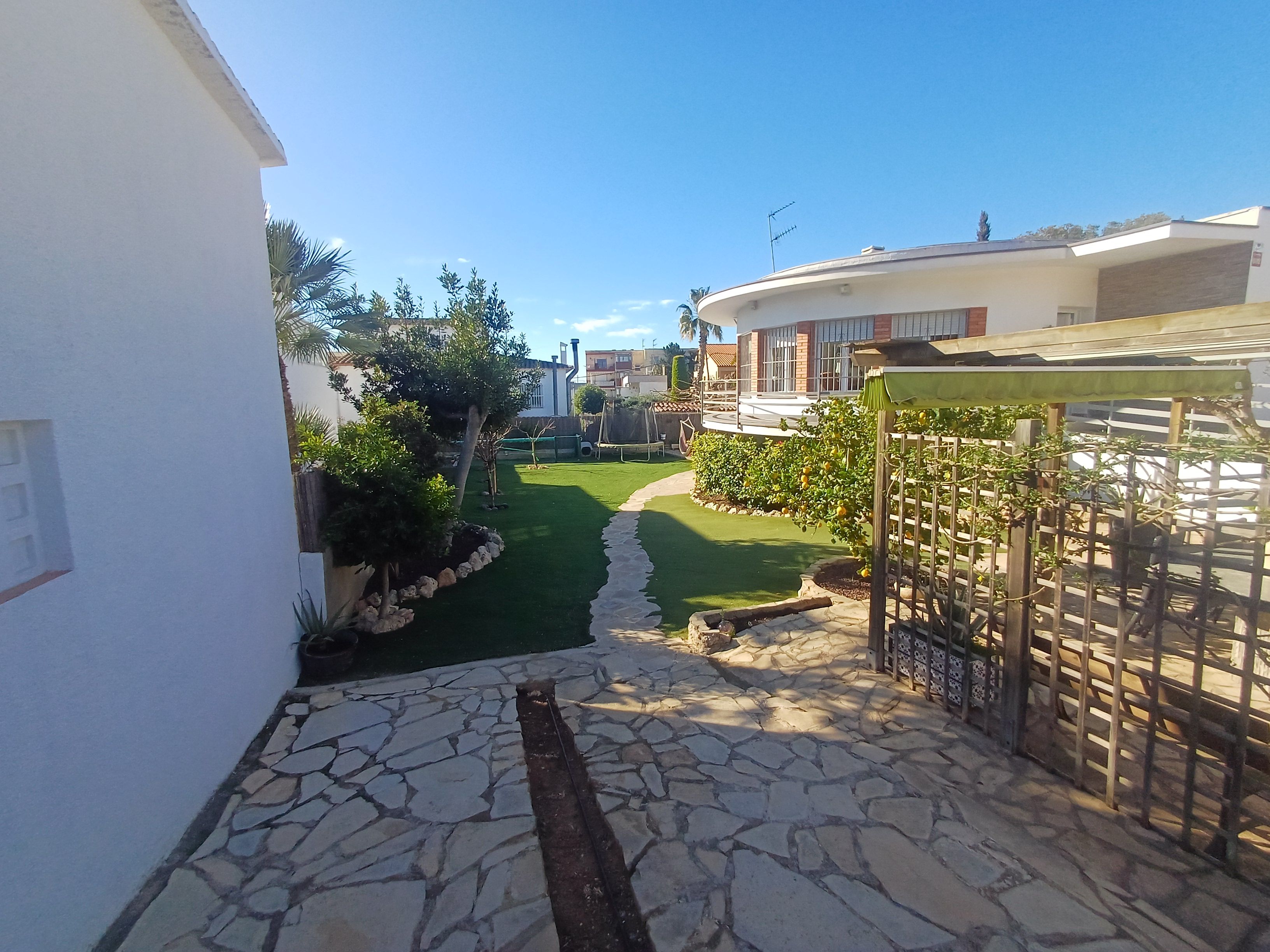 Garden of House or chalet for sale in Vilanova i la Geltrú  with Storage room