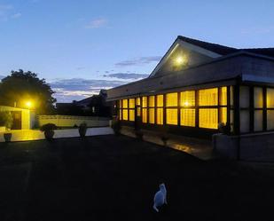 Vista exterior de Casa o xalet en venda en Santander amb Terrassa i Balcó