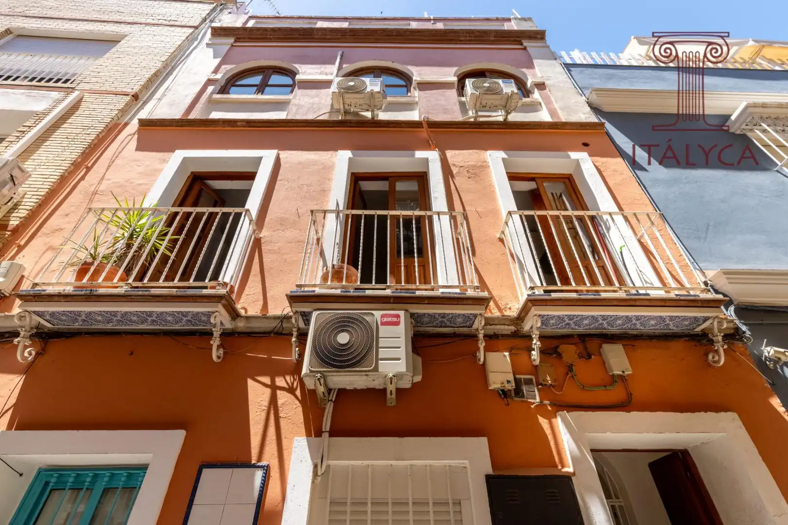 Exterior view of Attic for sale in Sevilla  with Air Conditioner, Heating and Terrace