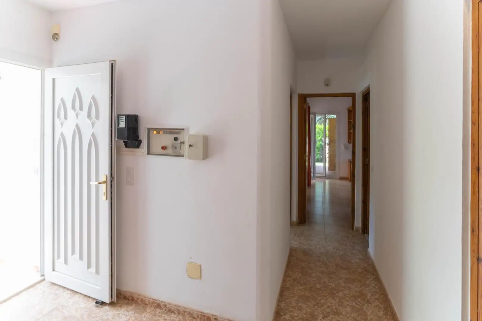 Haus oder Chalet zum Verkauf in Alhaurín El Grande mit Klimaanlage, Privatgarten und Terrasse