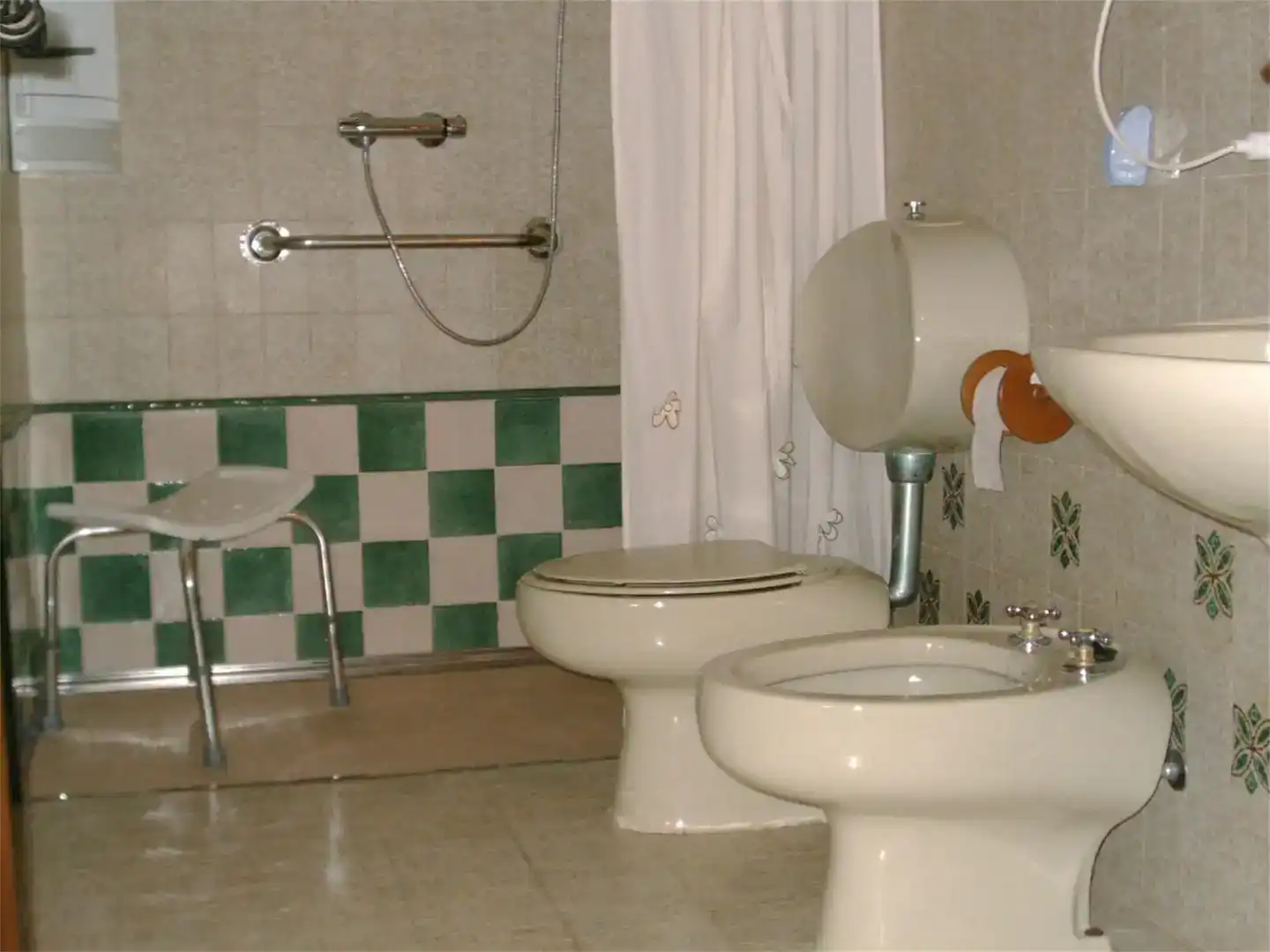 Bany de Casa o xalet en venda en Montemayor amb Aire condicionat i Piscina