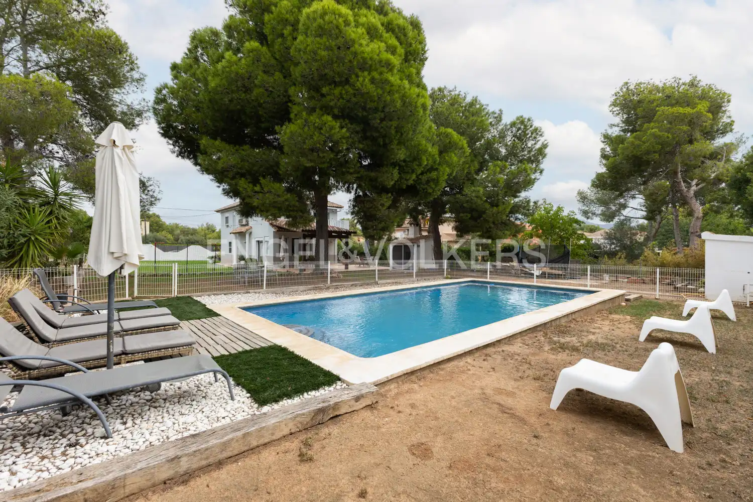 Piscina de Casa o chalet de alquiler en Serra con Calefacción, Jardín privado y Parquet