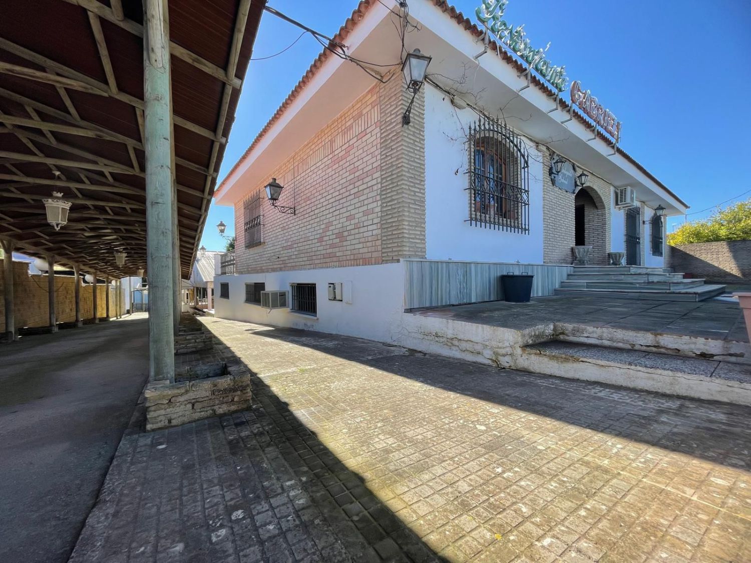 Vista exterior de Casa o xalet en venda en Jerez de la Frontera