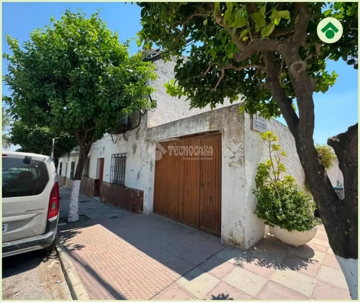 Vista exterior de Casa o xalet en venda en Las Cabezas de San Juan