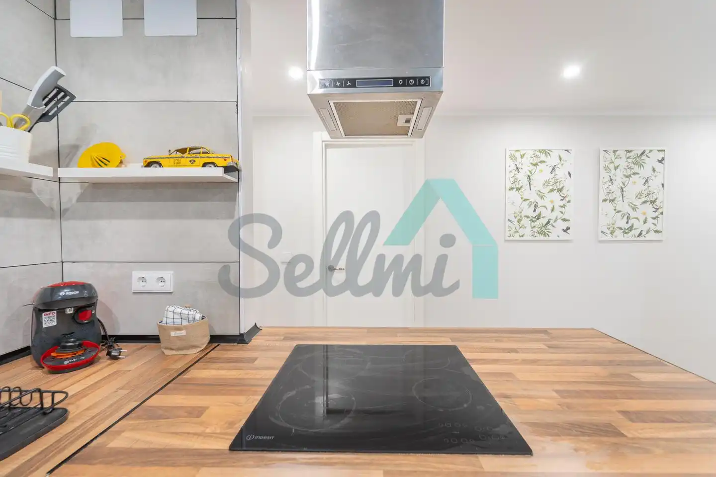 Flat for rent in Jerónimo Ibrán, Milán - Pumarín
