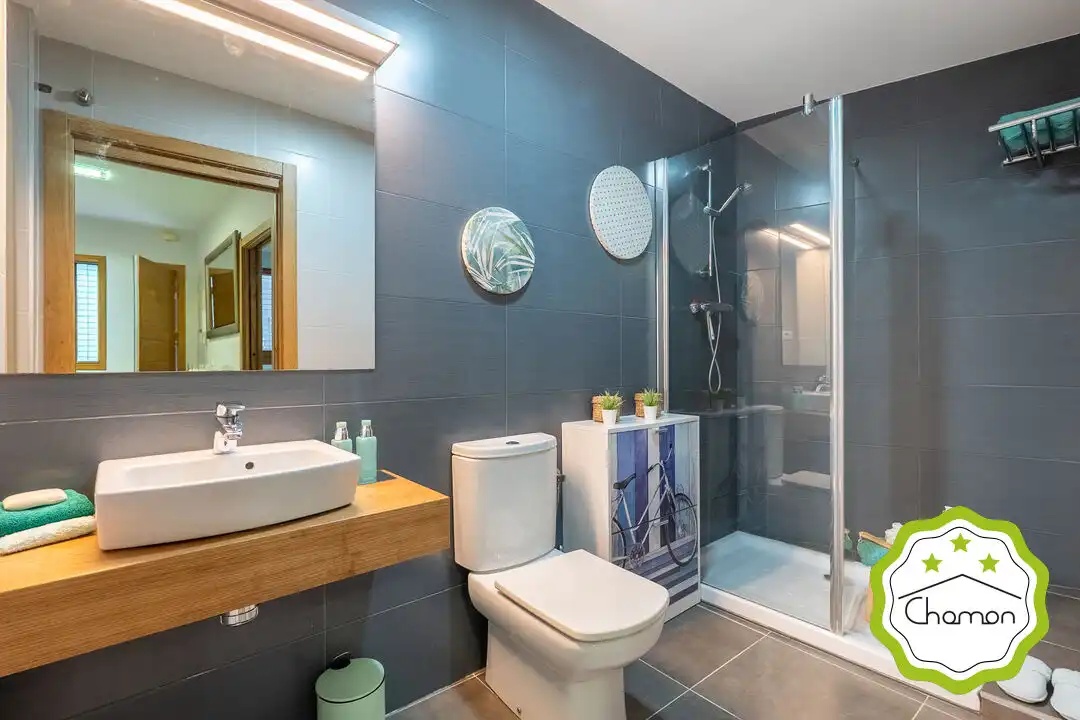 Baño de Piso en venta en Lekeitio con Calefacción