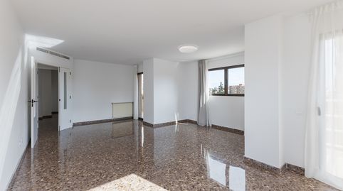 Foto 3 von Wohnung zur Miete in Avinguda de Les Corts Valencianes, Barrio de Benicalap, Valencia Capital