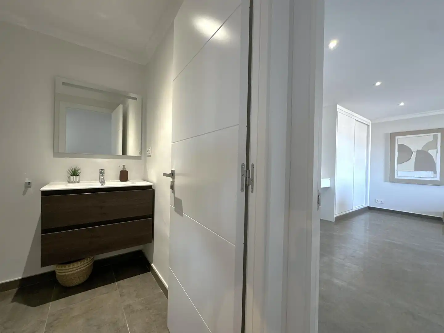 Bathroom of Flat for sale in Fuengirola