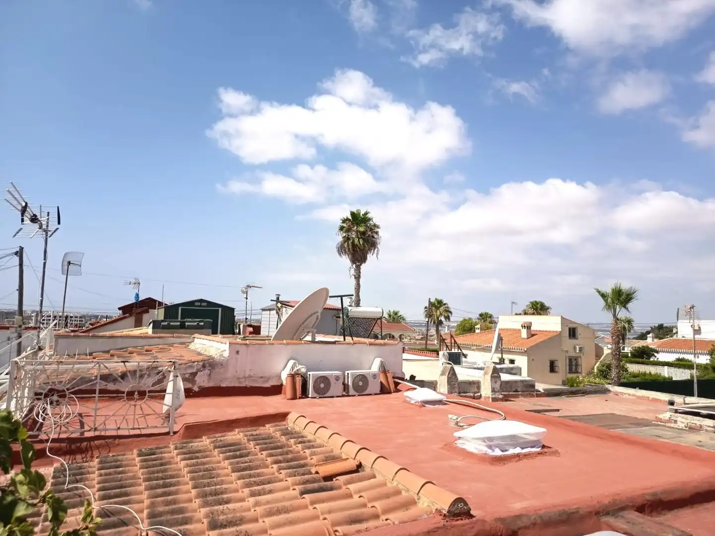 Vista exterior de Casa o chalet en venta en Torrevieja con Aire acondicionado, Calefacción y Amueblado
