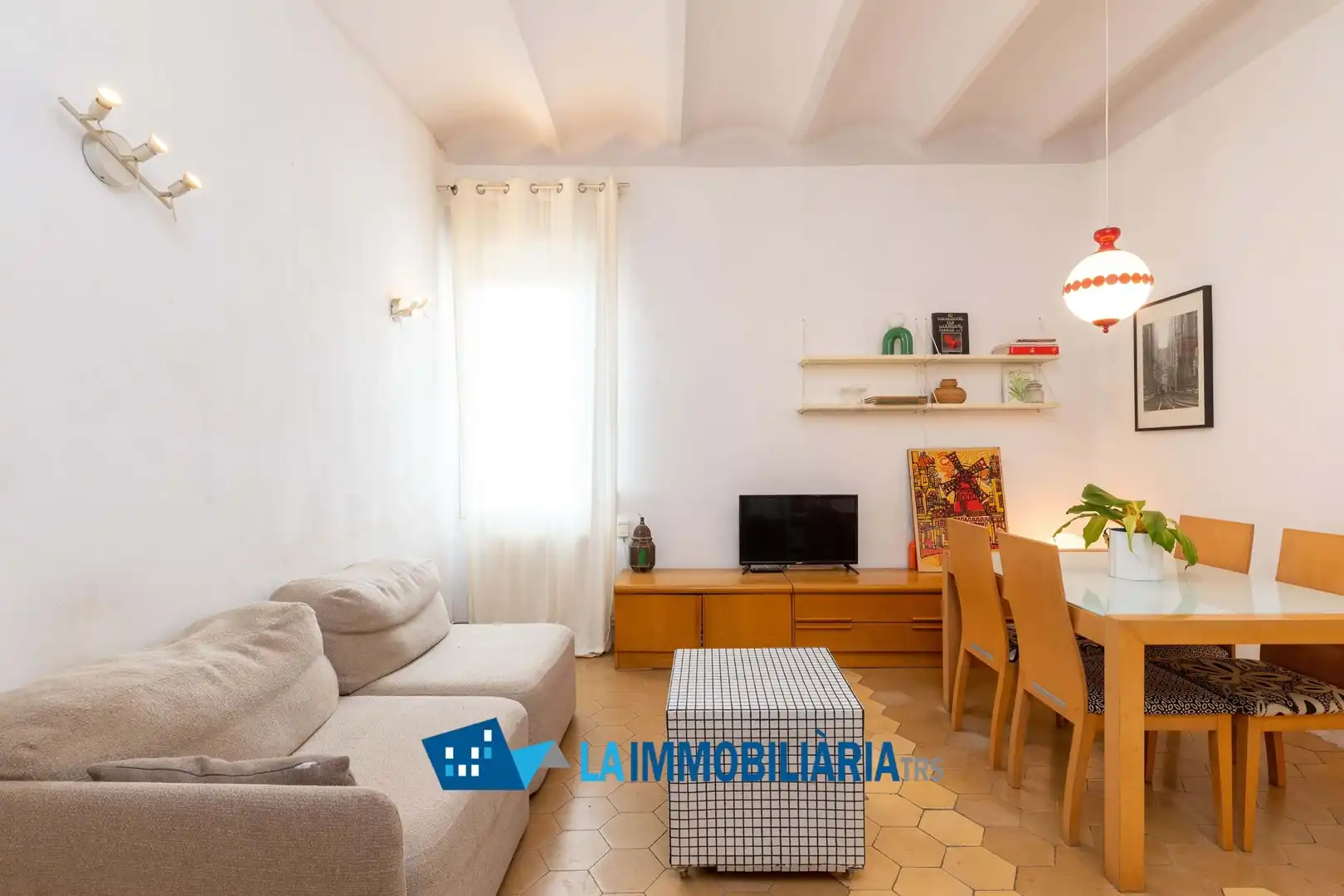 Vista exterior de Piso en venta en Terrassa con Calefacción y Terraza