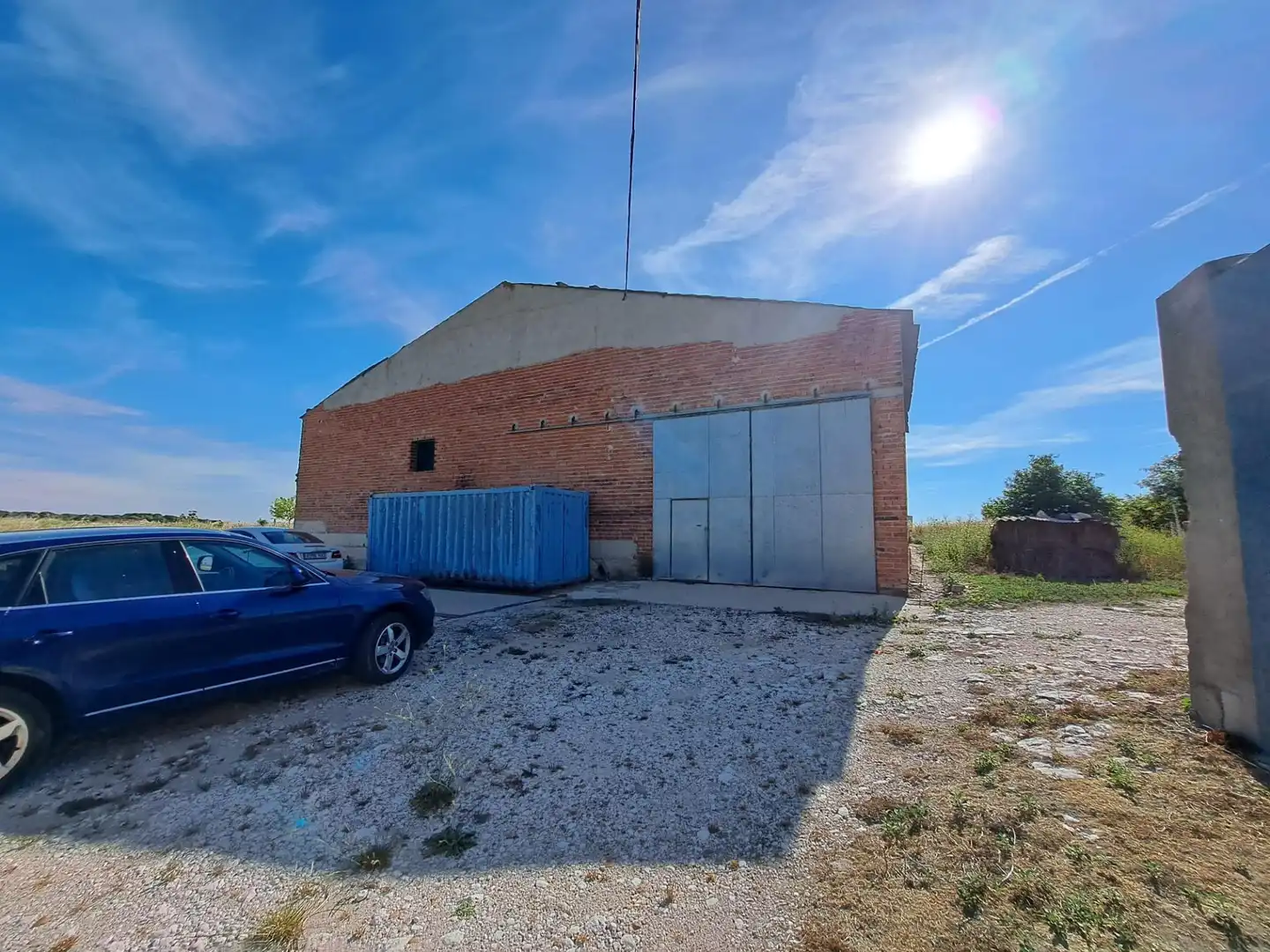 Vista exterior de Nave industrial en venta en Torrescárcela