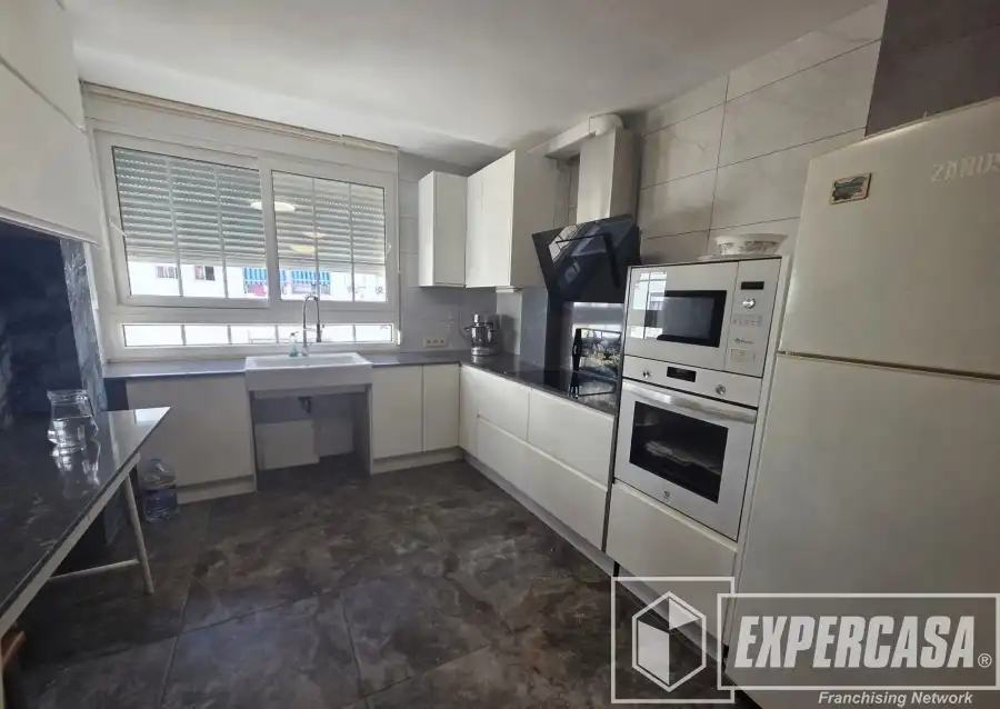 Kitchen of Attic for sale in Alzira  with Air Conditioner and Terrace