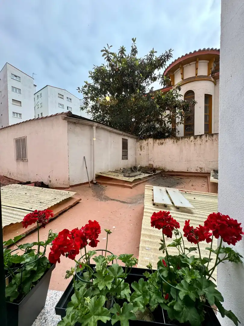 Terrassa de Pis en venda en Gijón  amb Calefacció