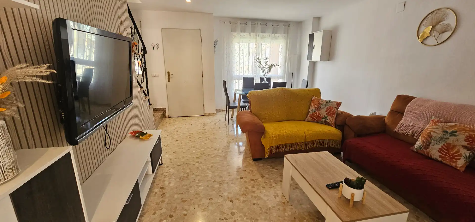 Sala d'estar de Casa o xalet de lloguer en Maracena amb Moblat