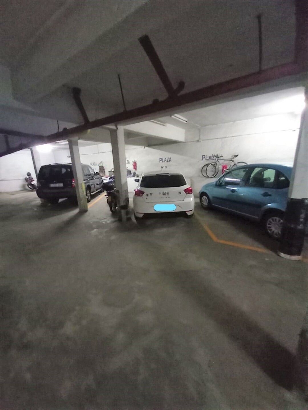 Aparcament de Garatge en venda en Badalona