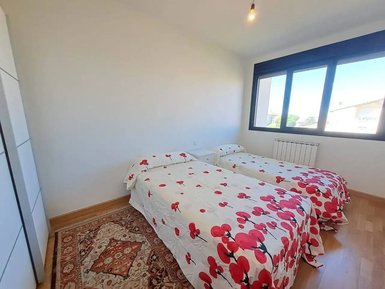 Bedroom of Houses for sale in Cardeñajimeno  with Heating, Private garden and Parquet flooring