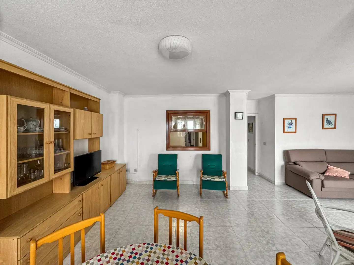 Sala de estar de Apartamento en venta en Torrevieja con Trastero, Amueblado y Horno