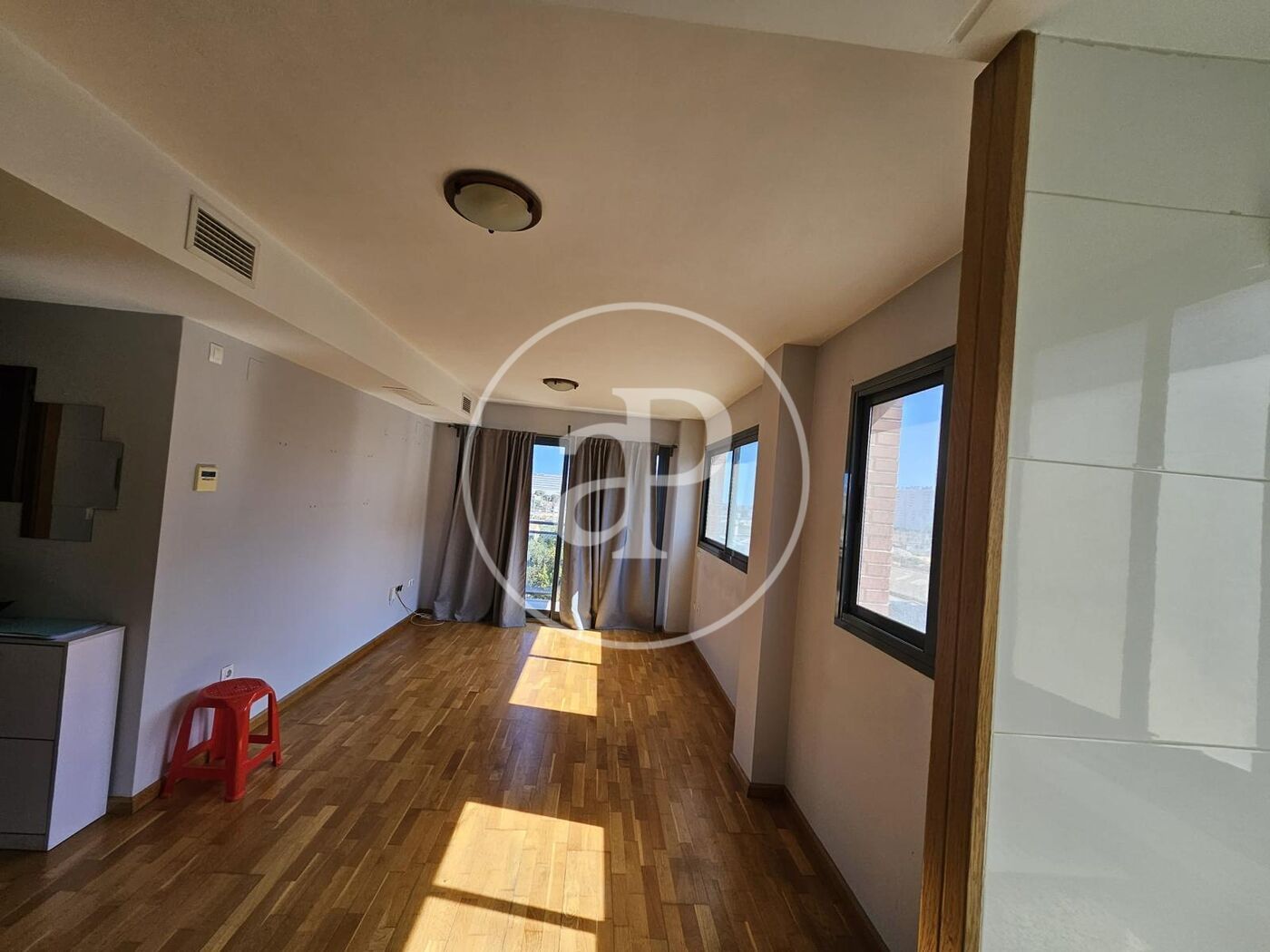 Living room of Flat to rent in  Valencia Capital  with Air Conditioner and Heating