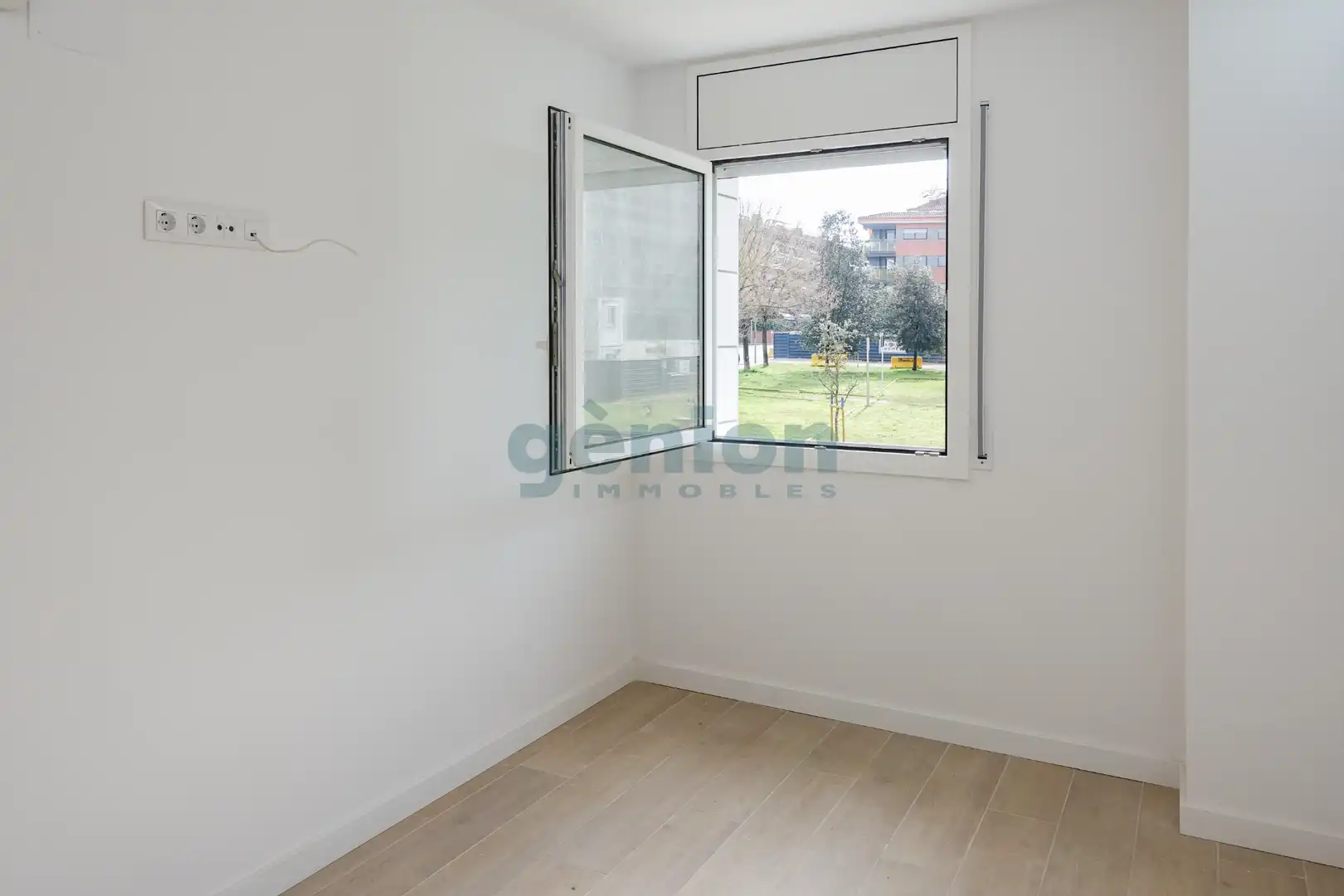 Habitación de Piso en venta en Girona con Aire acondicionado y Calefacción