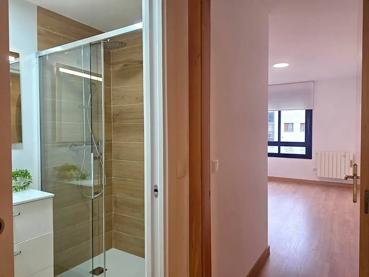 Baño de Apartamento de alquiler en Sada (A Coruña) con Calefacción
