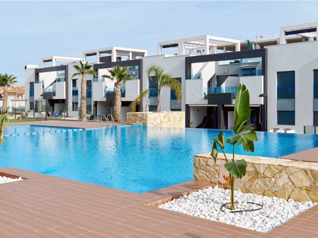 Swimming pool of Attic for sale in Torrevieja  with Air Conditioner, Private garden and Terrace