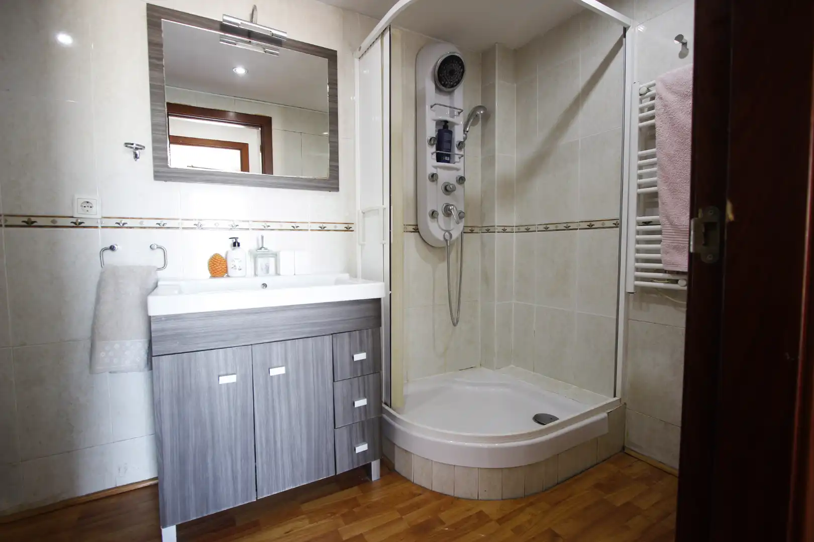 Bathroom of Flat for sale in Sant Feliu de Codines  with Furnished