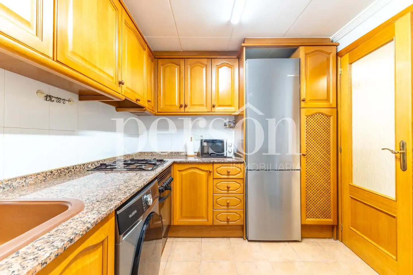 Flat for rent in Calle del Maestro Atanasio Garcia Zapater, Benetússer