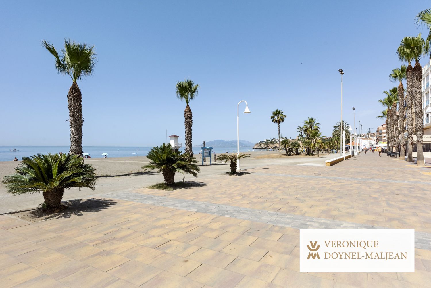 Vista exterior de Piso en venta en Rincón de la Victoria con Terraza, Trastero y Piscina comunitaria