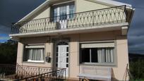 Vista exterior de Casa o xalet en venda en Paderne amb Calefacció, Jardí privat i Terrassa