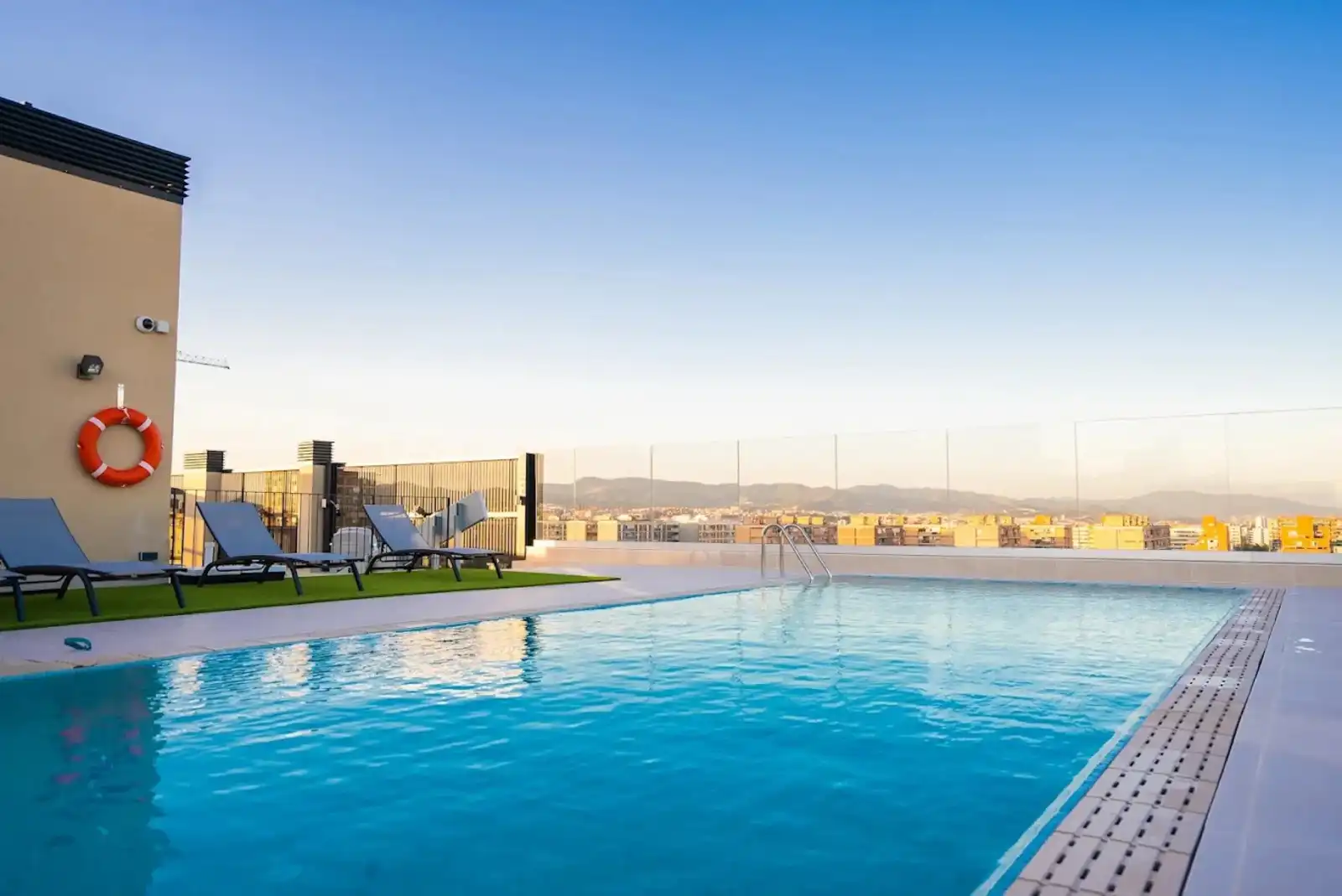 Piscina de Pis de lloguer en Sant Martí