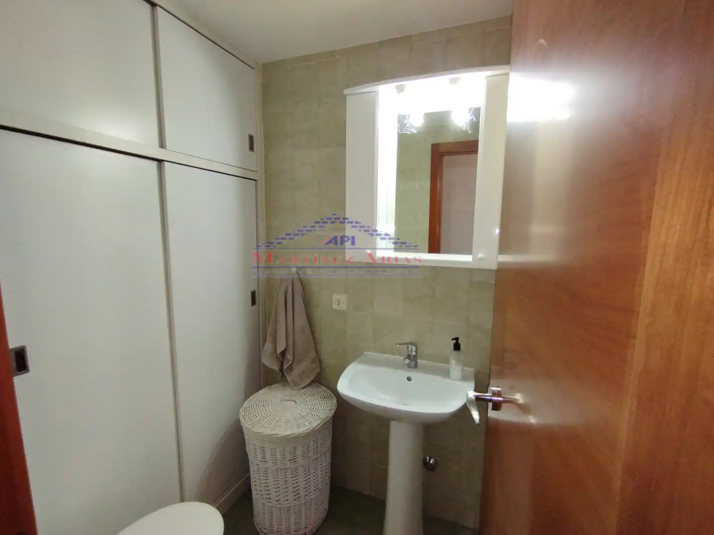 Bathroom of Flat for sale in Jaén  with Air Conditioner and Balcony